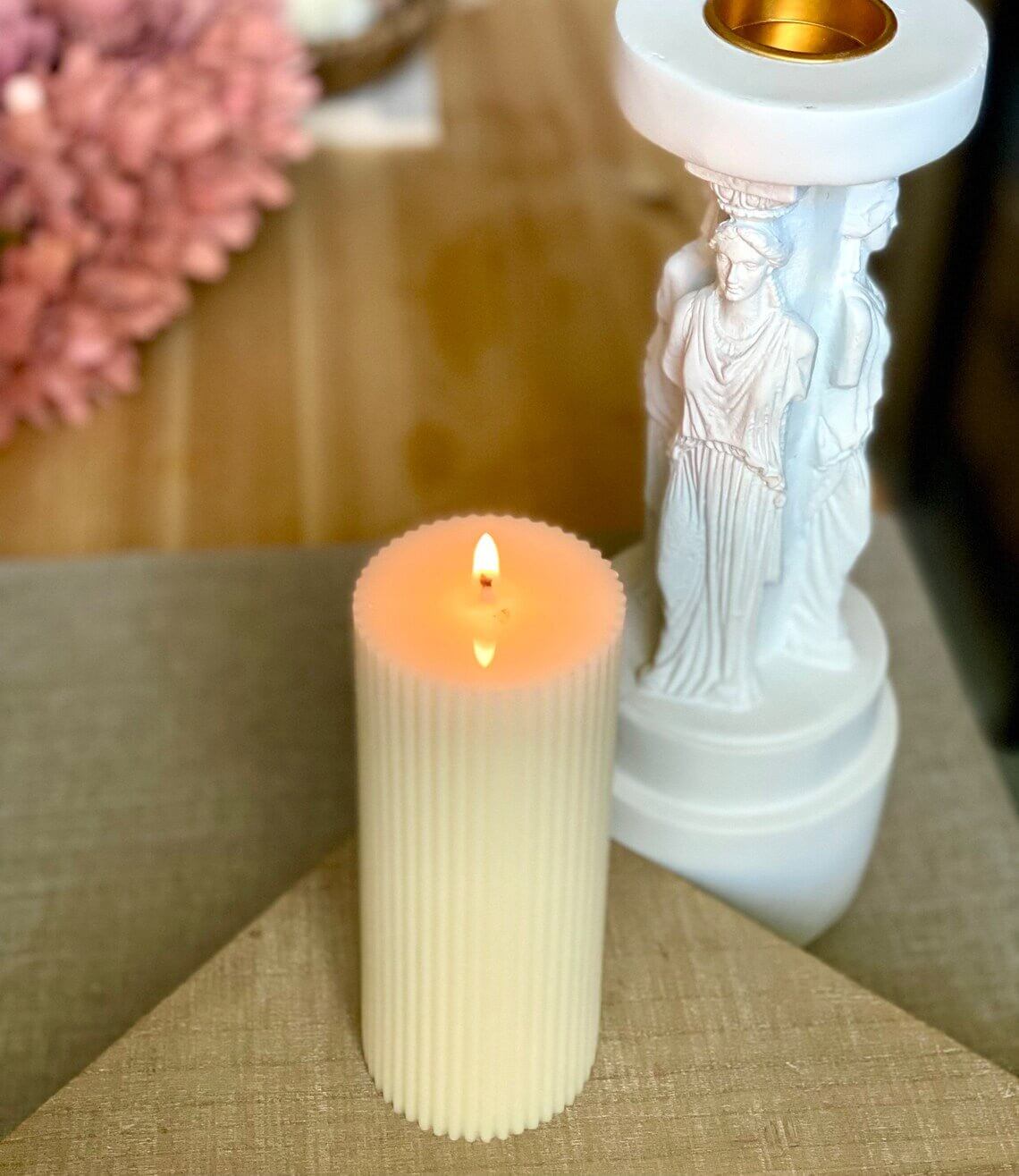 Ribbed Candle | Effortless Home Decor